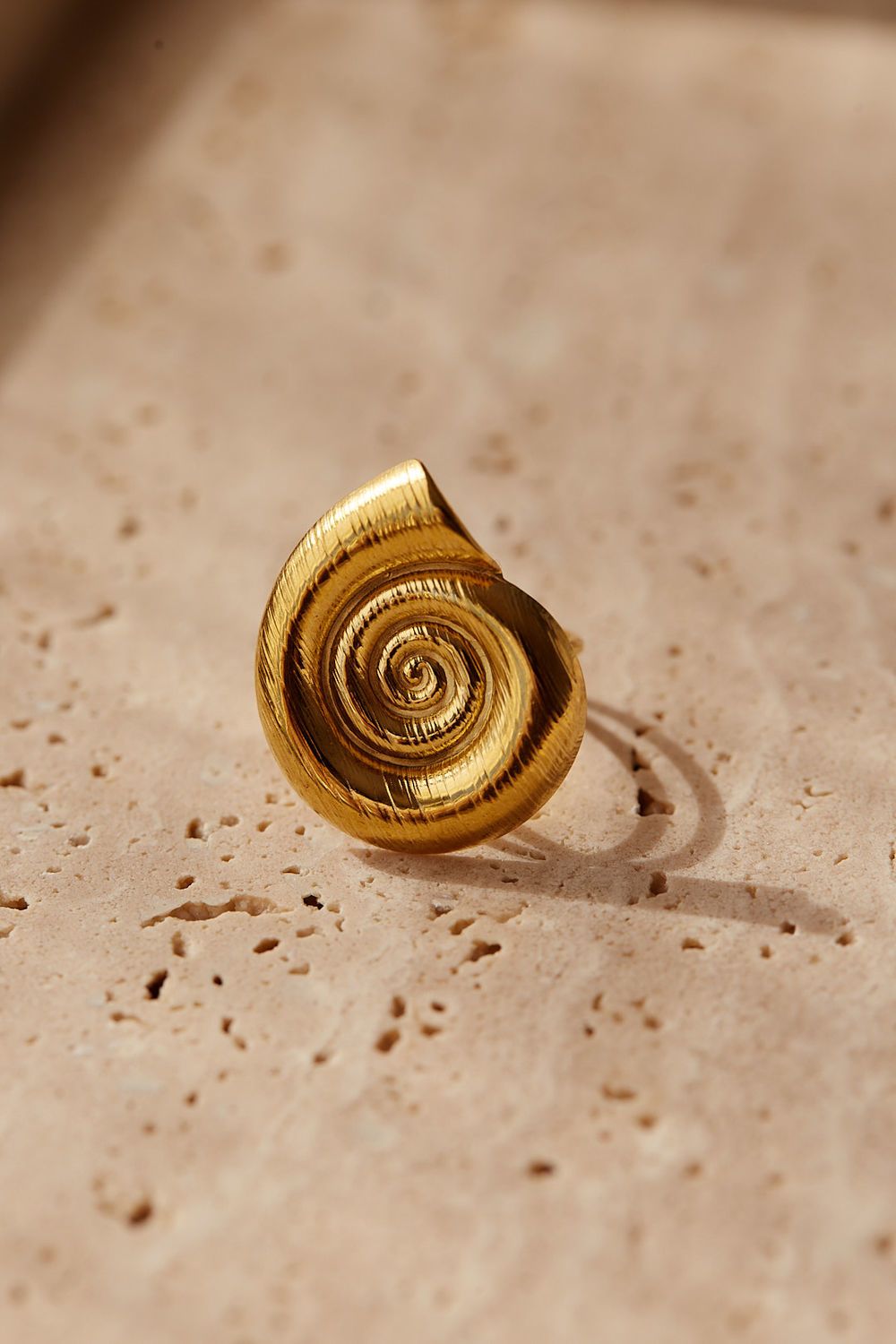 ANILLO CARACOL dorado 