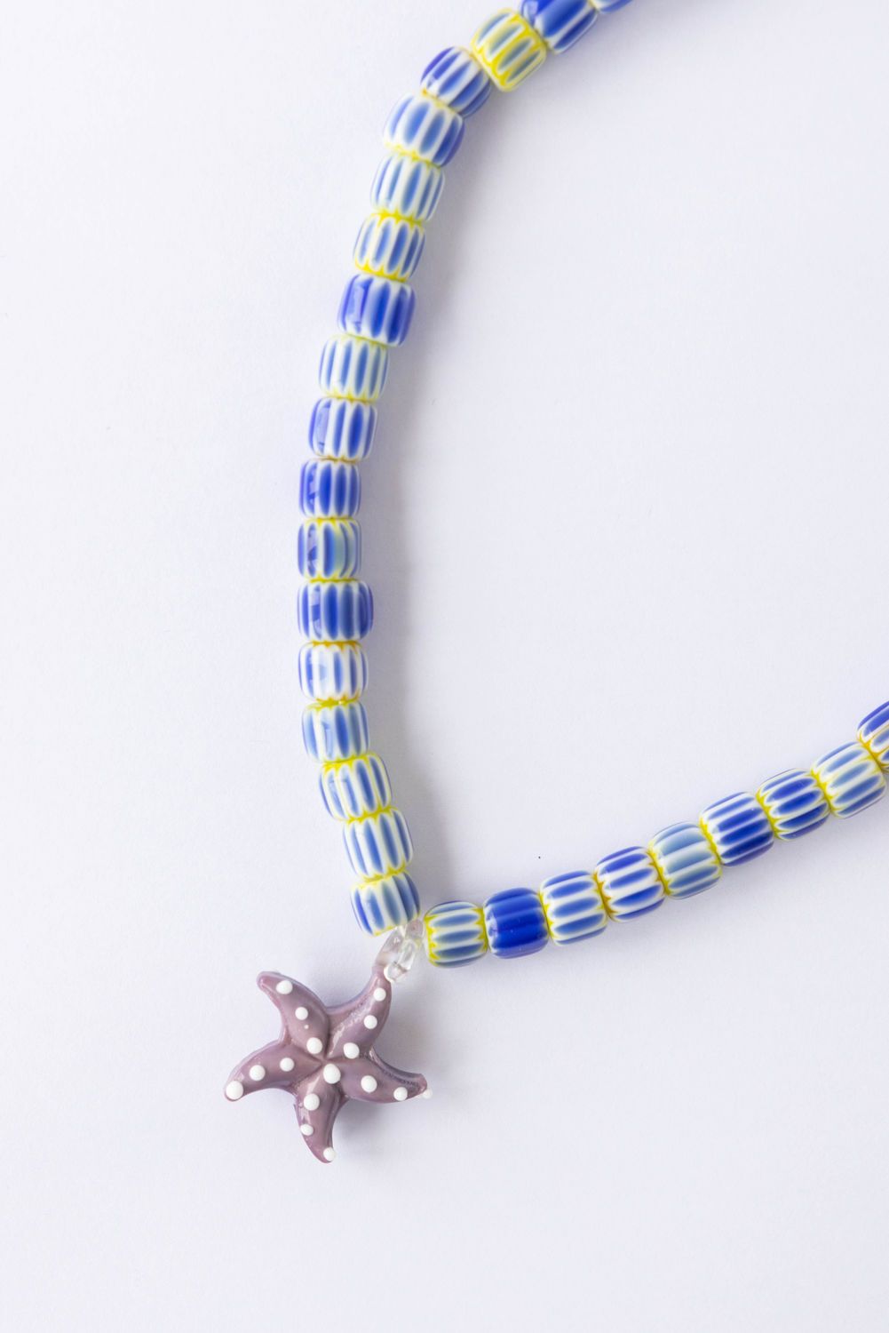 COLLAR ESTRELLA DE MAR DOTS lila 