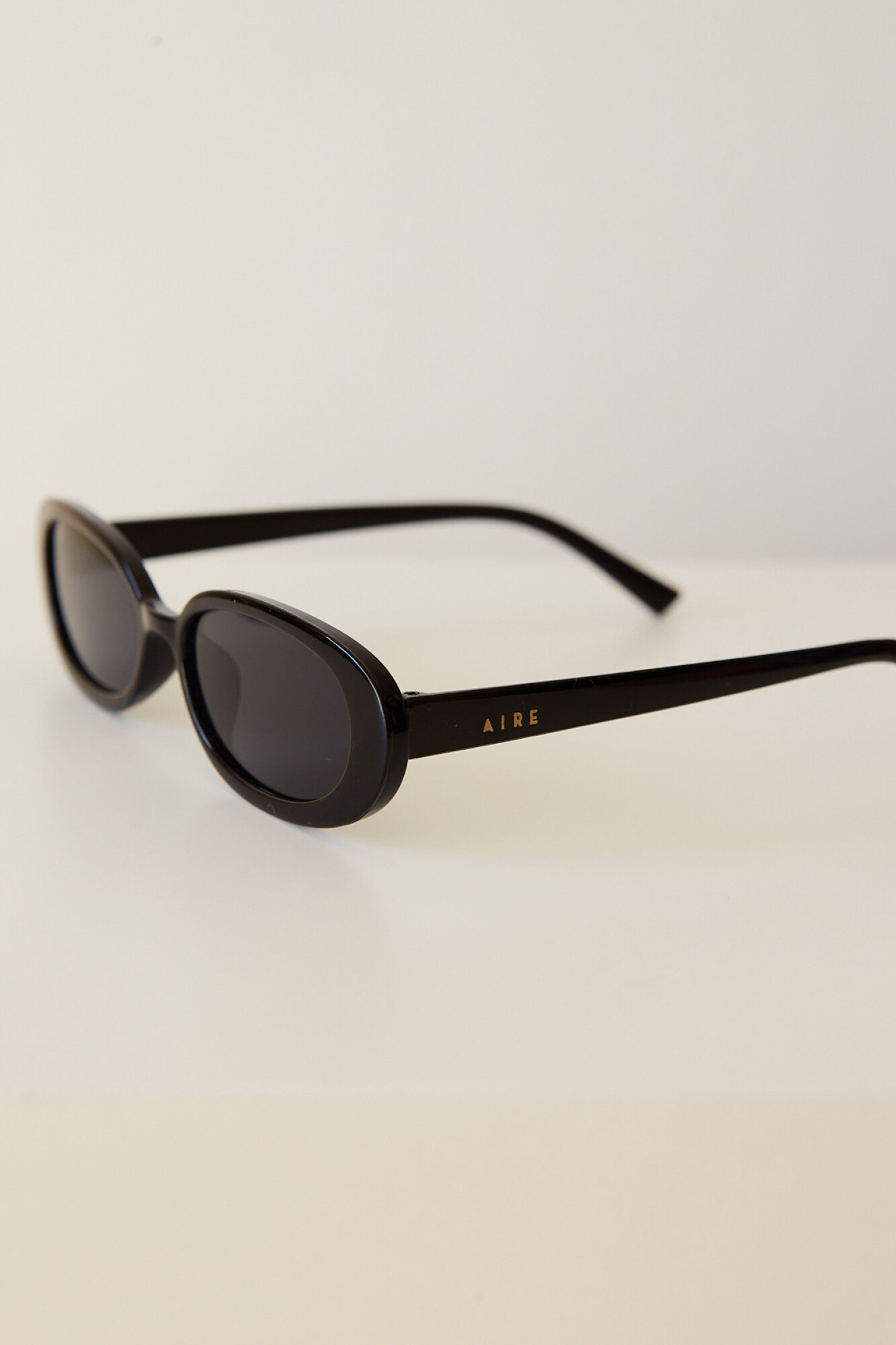 OVAL SUNNIES  negro 